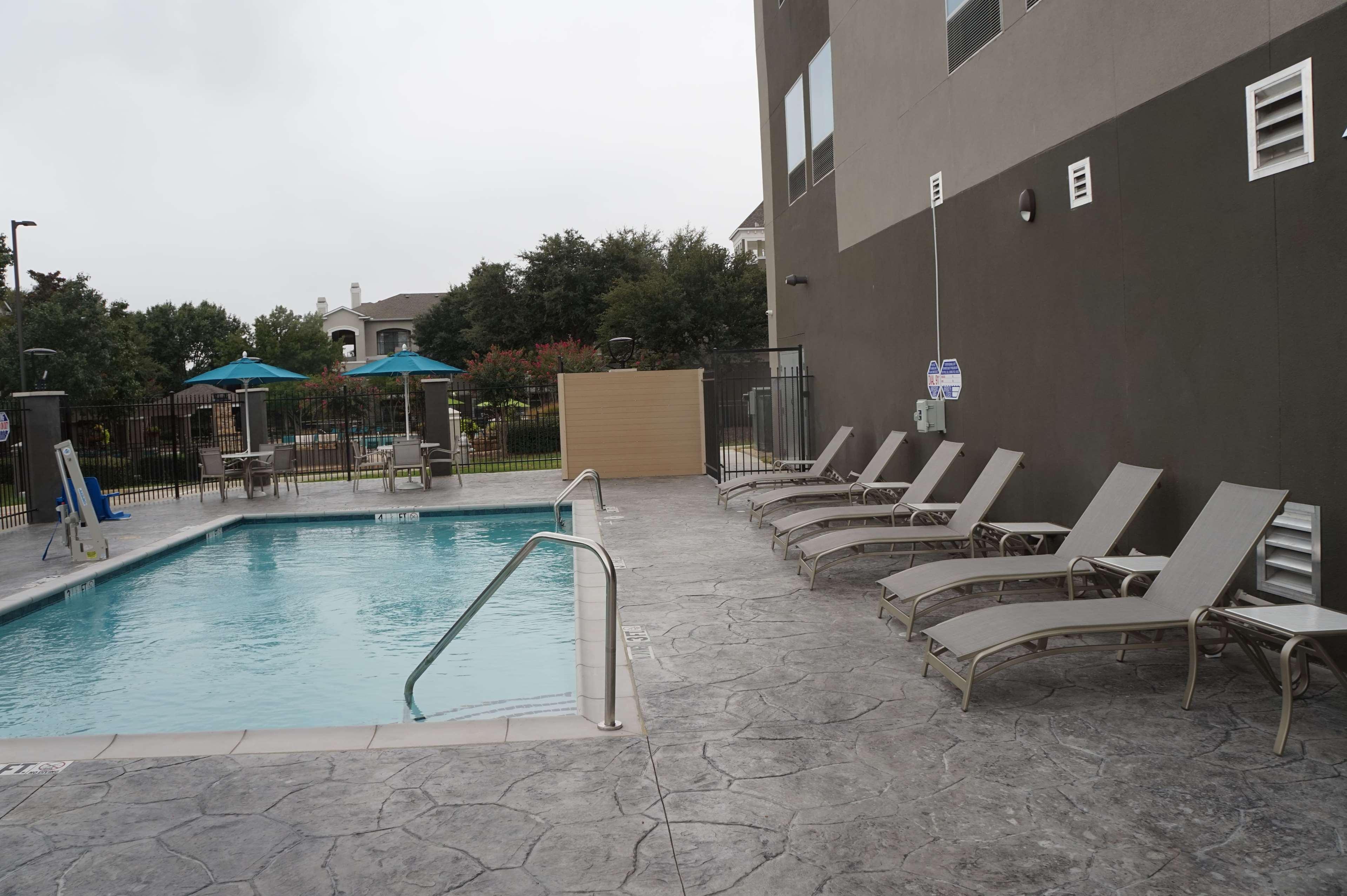 La Quinta Inn&Suites DFW West-Glade-Parks Euless Eksteriør bilde